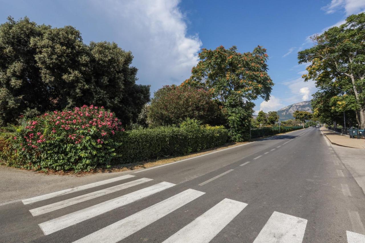 فيلا Dimora Dei Greci بييسْتوم المظهر الخارجي الصورة